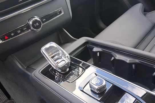 Volvo XC90 B5 B AWD Plus Dark 7os aut