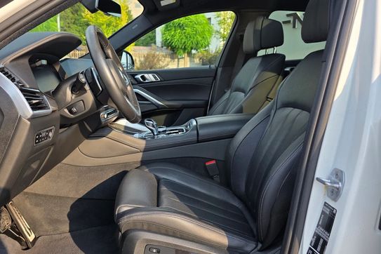 BMW X6 M50D
