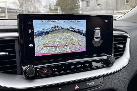 Kia Ceed M 1.5 T-GDI  DCT