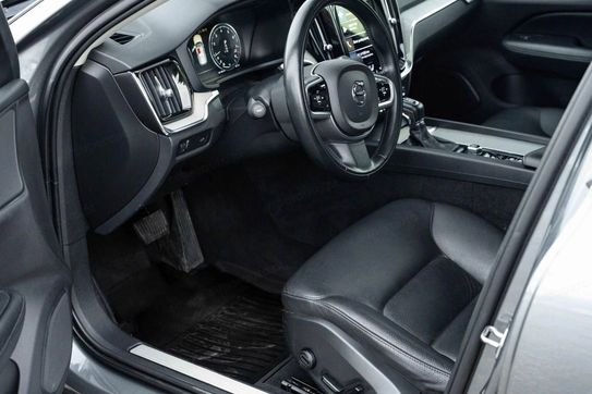 Volvo V60 Cross Country T5 AWD