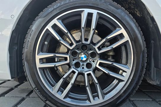 BMW Seria 5 520d xDrive M Sport aut