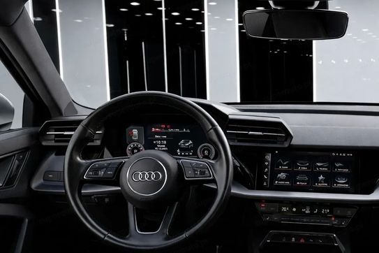 Audi A3 35 TFSI mHEV S tronic