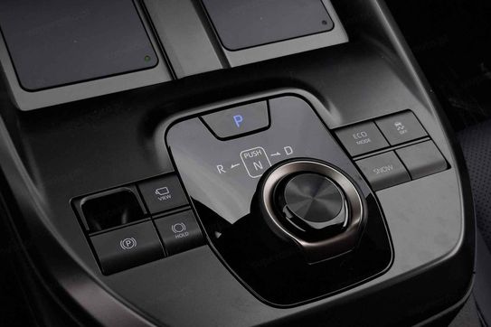 Toyota bZ4X Style EV