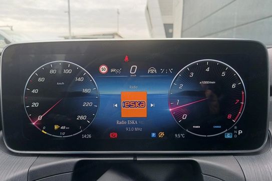 Mercedes Klasa C 300 4MATIC AVANTGARDE