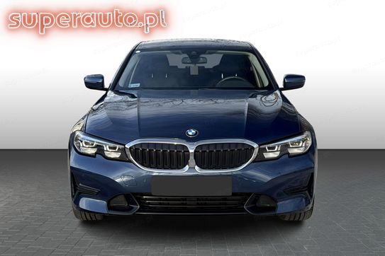 BMW Seria 3 320i