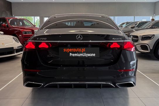 Mercedes E Klasa 200 4MATIC AMG Line