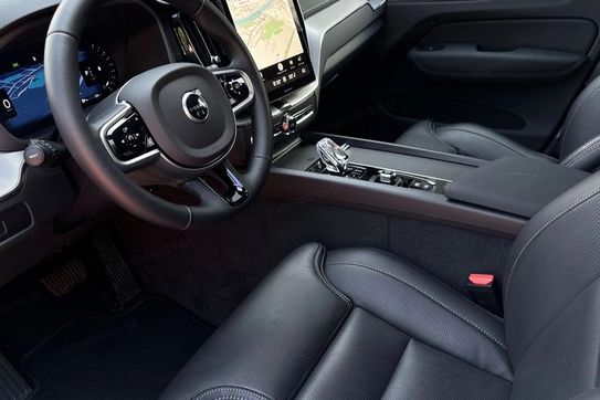 Volvo XC60 B5 B AWD Ultra Black Edition