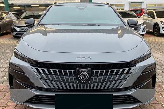 Peugeot 308 GT Exclusive S&S e-DCS6 1.2 mHEV