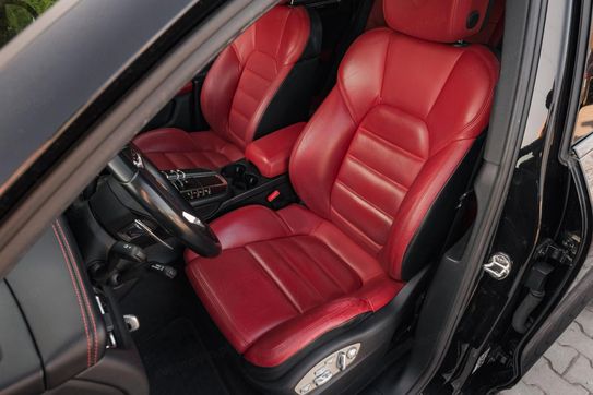 Porsche Macan Standard