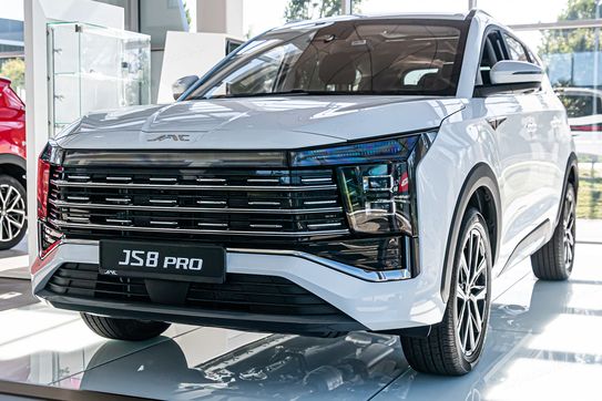 Jac JS8 PRO Pro 1.5 T-GDI 7 DCT 7os.