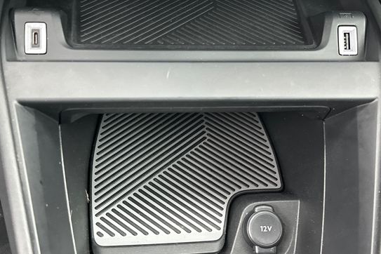 Citroen C4 Shine 1.5 BlueHDI EAT8