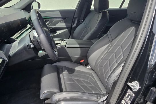 BMW Seria 5 520d xDrive M Sport
