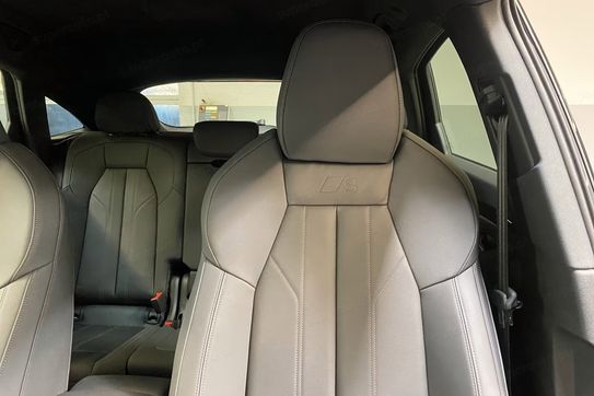 Audi Q5 TFSI quattro Sportback S line