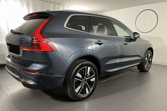 Volvo XC60 B5 AWD Plus Bright