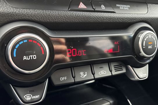 Kia Stonic 1.0 T-GDI L Business Line DCT