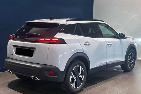 Peugeot 2008 Allure e-DCS 1.2 mHEV