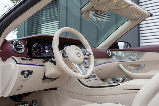 Mercedes Klasa E E 220 d Kabriolet 4-Matic 9G-TRONIC