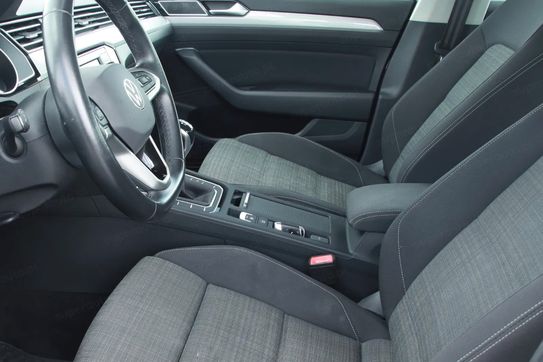 Volkswagen Passat 1.5 TSI EVO Business