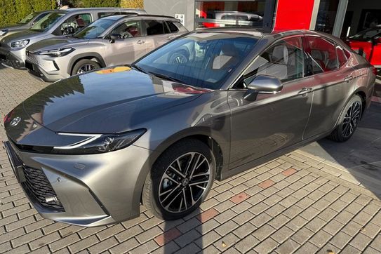 Toyota Camry Executive 2.5 Hybrid Dynamic Force