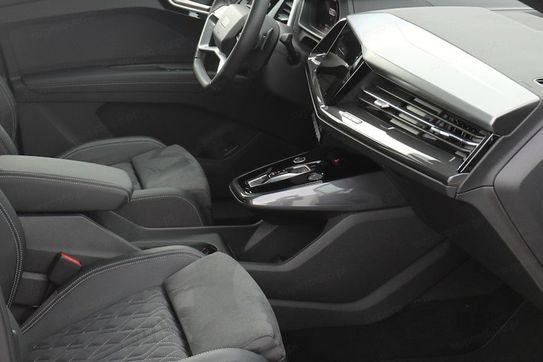 Audi Q4 e-tron 45 S Line Edition Sportback