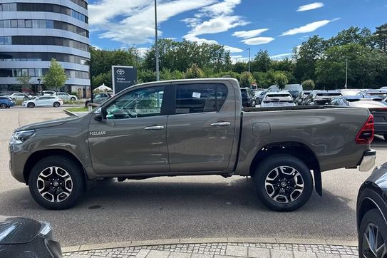 Toyota HiLux Double Cab Executive 4x4 aut