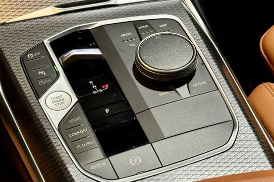 BMW Seria 3 318i aut