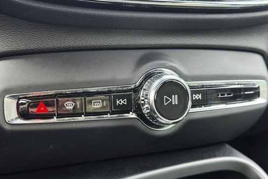 Volvo XC40 B3 Core aut