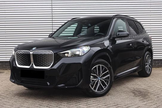 BMW iX1 xDrive30 M Sport