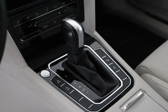 Volkswagen Passat 2.0 TDI Elegance DSG