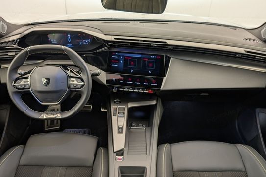 Peugeot 408 GT 1.2 mHEV e-DCS6