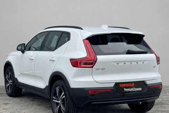 Volvo XC40 B3 Plus Dark
