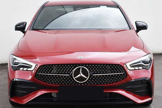 Mercedes CLA 200 AMG Line