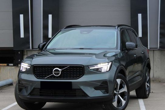 Volvo XC40 B3 Ultra Dark