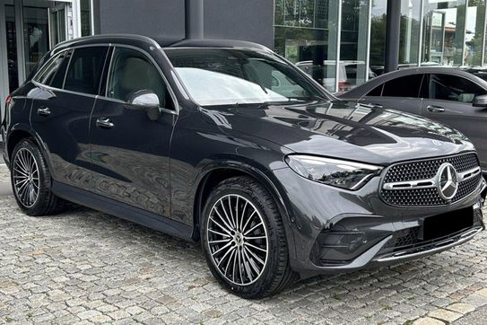 Mercedes GLC 200 4-Matic AMG Line