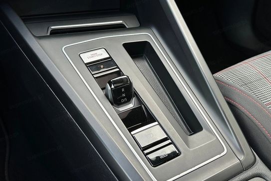 Volkswagen Golf VIII 2.0 TSI GTI DSG