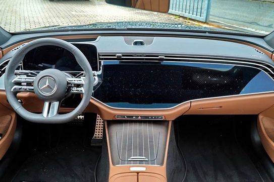 Mercedes Klasa E 200 AMG