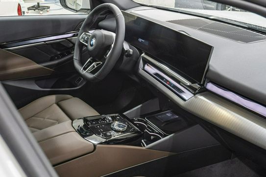 BMW Seria 5 520i M Sport