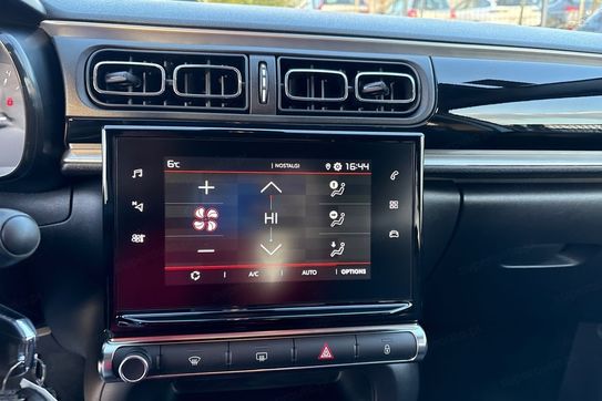 Citroen C3 Shine 1.2 PureTech EAT6