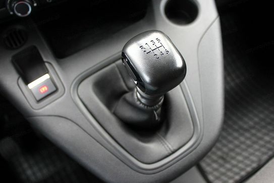 Peugeot Partner Van L2H1 Chłodnia do -20°C