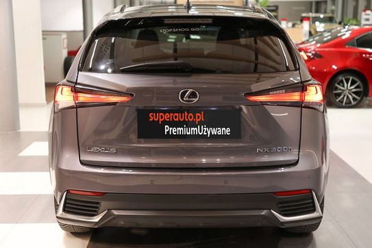 Lexus NX 300h F Impression AWD