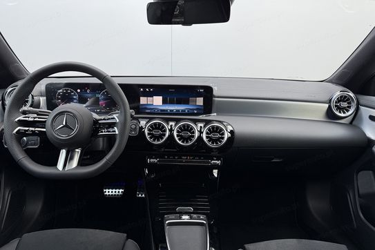 Mercedes CLA 200 AMG Line Shooting Brake