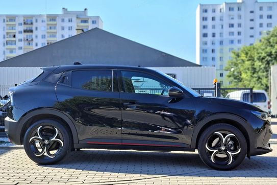 Alfa Romeo Junior 1.2 mHEV Ibrida Speciale eDCT