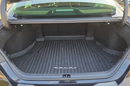 Toyota Camry 2.5 Hybrid Prestige