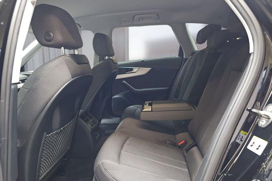 Audi A4 Avant 40 TFSI quattro