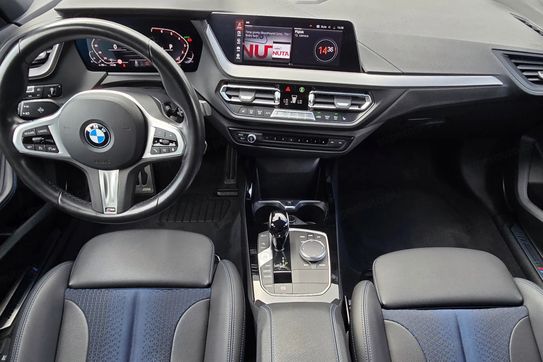 BMW Seria 1 118i M Sport