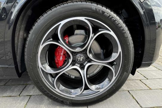 Alfa Romeo Stelvio 2.0 Turbo Veloce Q4