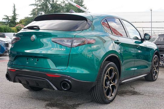 Alfa Romeo Stelvio 2.0 Turbo Intensa Q4
