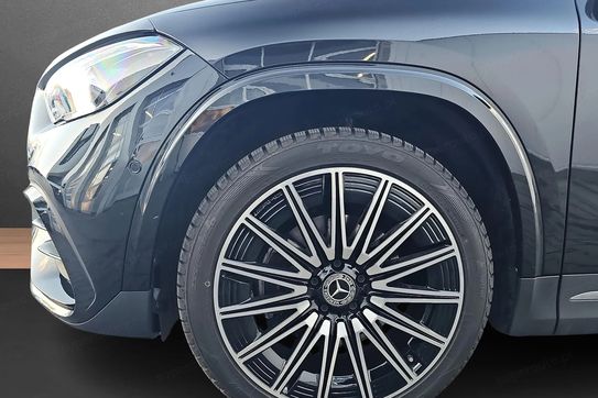 Mercedes GLA 200 d 4-Matic AMG Line 8G-DCT