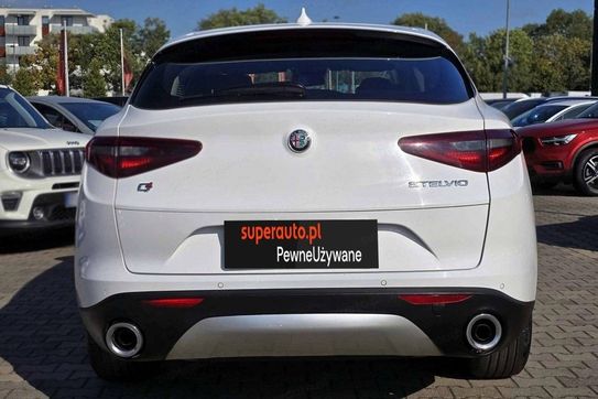 Alfa Romeo Stelvio Turbo Business Q4