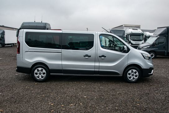 Renault Trafic Kombi L2H1 AT9
